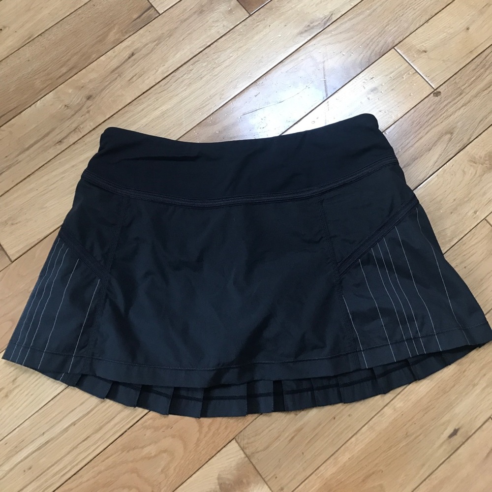 lululemon athletica Black Athletic Skort with Subtle Pinstripes
